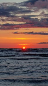 Preview wallpaper sunset, sea, horizon, sky, waves