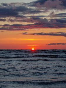 Preview wallpaper sunset, sea, horizon, sky, waves