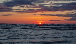Preview wallpaper sunset, sea, horizon, sky, waves