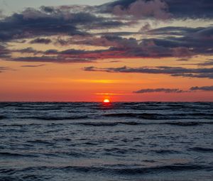 Preview wallpaper sunset, sea, horizon, sky, waves