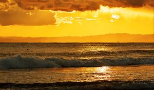 Preview wallpaper sunset, sea, horizon, clouds, glare