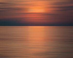 Preview wallpaper sunset, sea, horizon, blur, dusk