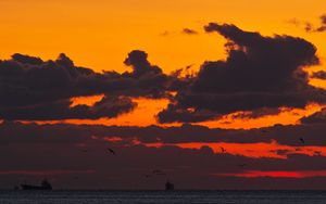 Preview wallpaper sunset, sea, ship, birds, clouds