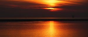 Preview wallpaper sunset, sea, skyline, twilight, sky