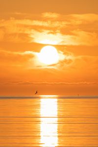 Preview wallpaper sunset, sea, sun, clouds, reflection