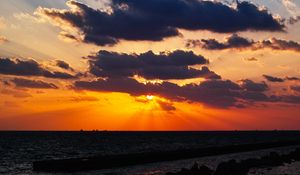 Preview wallpaper sunset, sea, sun, clouds, landscape