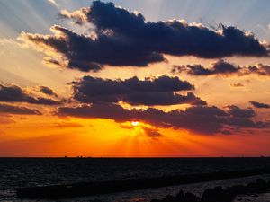 Preview wallpaper sunset, sea, sun, clouds, landscape