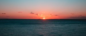 Preview wallpaper sunset, sea, sun, horizon, clouds