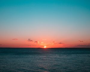 Preview wallpaper sunset, sea, sun, horizon, clouds