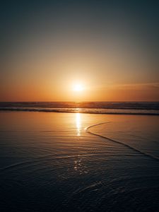 Preview wallpaper sunset, sea, water, waves, dusk