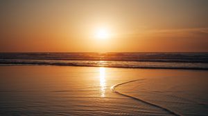 Preview wallpaper sunset, sea, water, waves, dusk