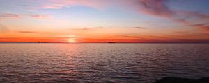 Preview wallpaper sunset, sea, water, horizon, dusk