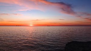 Preview wallpaper sunset, sea, water, horizon, dusk