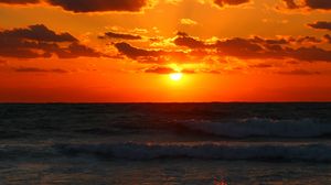Preview wallpaper sunset, sea, waves, dusk, evening