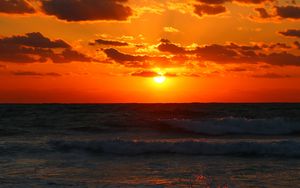 Preview wallpaper sunset, sea, waves, dusk, evening