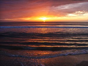 Preview wallpaper sunset, sea, waves, horizon