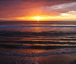 Preview wallpaper sunset, sea, waves, horizon