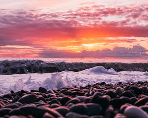 Preview wallpaper sunset, sea, waves, shore, pebbles