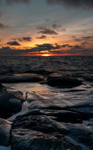 Preview wallpaper sunset, sea, waves, shore, dusk