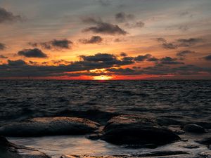 Preview wallpaper sunset, sea, waves, shore, dusk