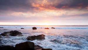 Preview wallpaper sunset, sea, waves, stones, landscape