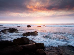 Preview wallpaper sunset, sea, waves, stones, landscape