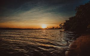 Preview wallpaper sunset, shore, ripples, night, horizon