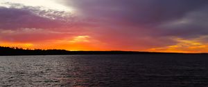 Preview wallpaper sunset, sky, clouds, horizon, lake, water, landscape, nature