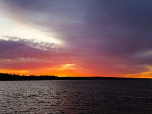 Preview wallpaper sunset, sky, clouds, horizon, lake, water, landscape, nature