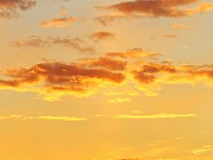 Preview wallpaper sunset, sky, clouds, golden
