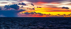 Preview wallpaper sunset, sky, waves, horizon