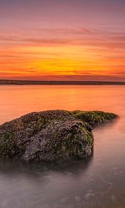 Preview wallpaper sunset, stone, horizon, block