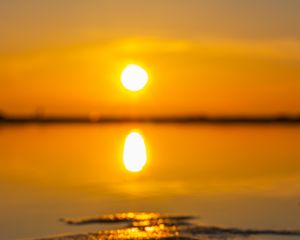 Preview wallpaper sunset, sun, beach, sand, water, reflection