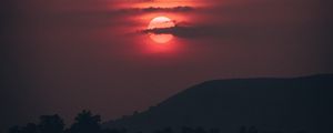 Preview wallpaper sunset, sun, clouds, dusk, landscape