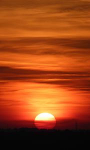 Preview wallpaper sunset, sun, clouds, dusk, dark