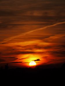 Preview wallpaper sunset, sun, dark, clouds