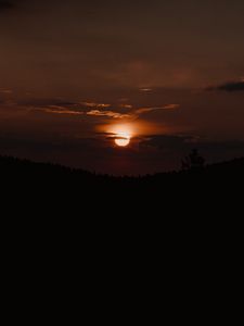 Preview wallpaper sunset, sun, dusk, dark, evening
