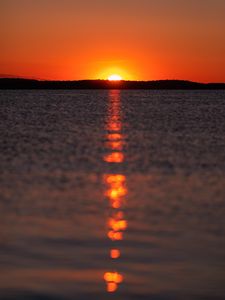 Preview wallpaper sunset, sun, glare, sea