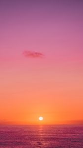 Preview wallpaper sunset, sun, horizon, gradient