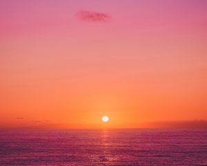 Preview wallpaper sunset, sun, horizon, gradient