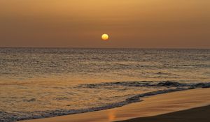 Preview wallpaper sunset, sun, horizon, coast