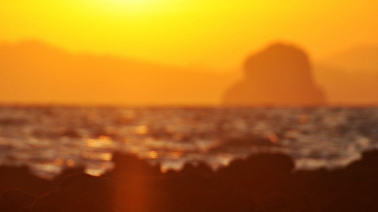 Wallpaper sunset, sun, sea, light, blur