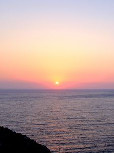 Preview wallpaper sunset, sun, sea, horizon, pink