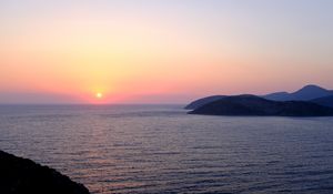 Preview wallpaper sunset, sun, sea, horizon, pink