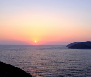 Preview wallpaper sunset, sun, sea, horizon, pink