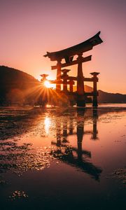 Preview wallpaper sunset, sun, shinto, sunlight, glare