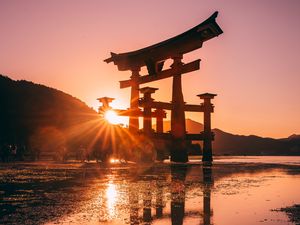 Preview wallpaper sunset, sun, shinto, sunlight, glare