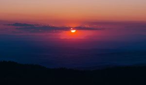 Preview wallpaper sunset, sun, sky, clouds, dark