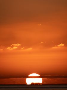 Preview wallpaper sunset, sun, sky, clouds