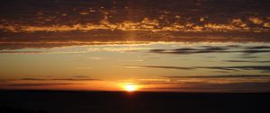 Preview wallpaper sunset, sun, sky, horizon, clouds, dark